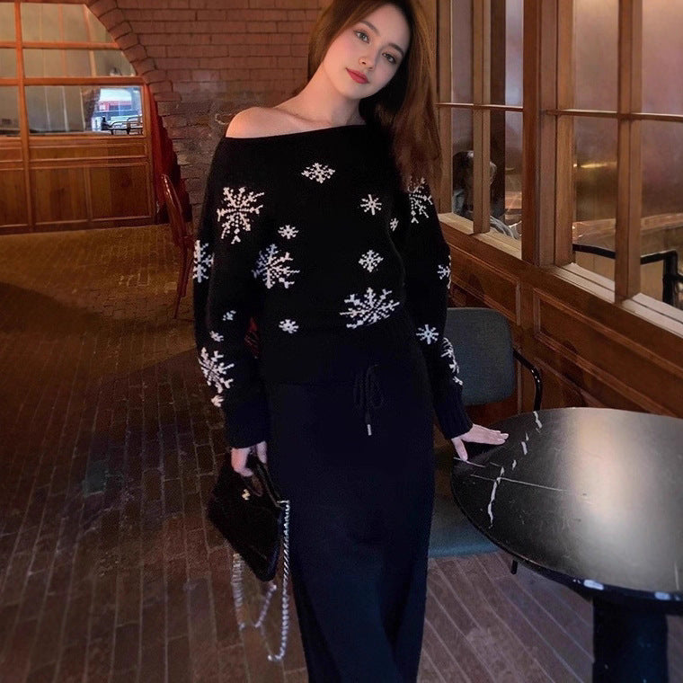 Kobiecy Sweter Świąteczny Off-Shoulder w Śnieżynki (Czerwony / Czarny)